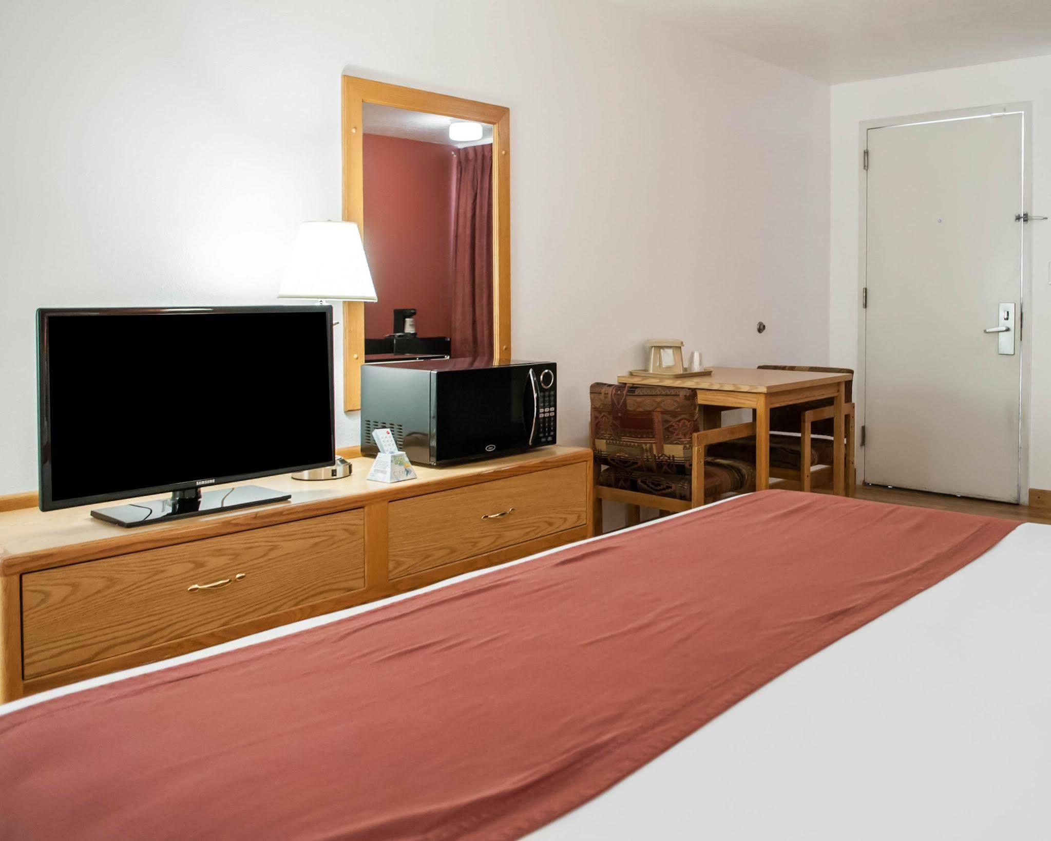 Econo Old Town Lodge