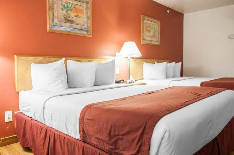 Econo Old Town Lodge *